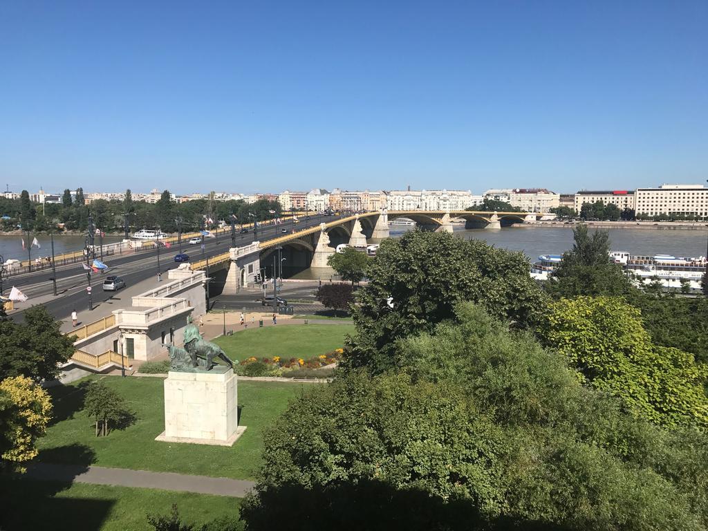 Over The Danube บูดาเปสต์ ภายนอก รูปภาพ